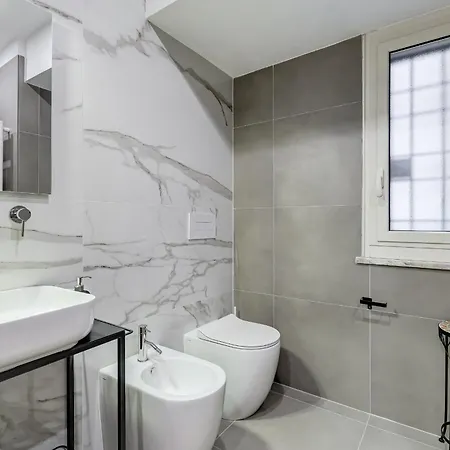 Apartment 3-bedroom Near Trastevere Station